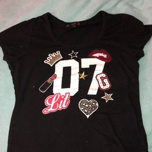 Black shirt